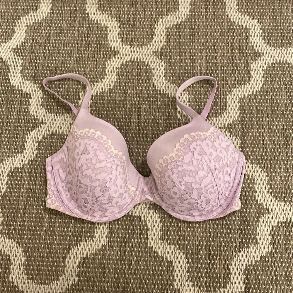 Victoria’s Secret bra body by Victoria lined perfect coverage size 34DD
